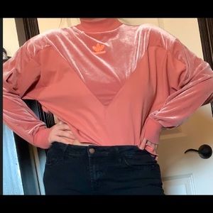 ADIDAS pullover!!!